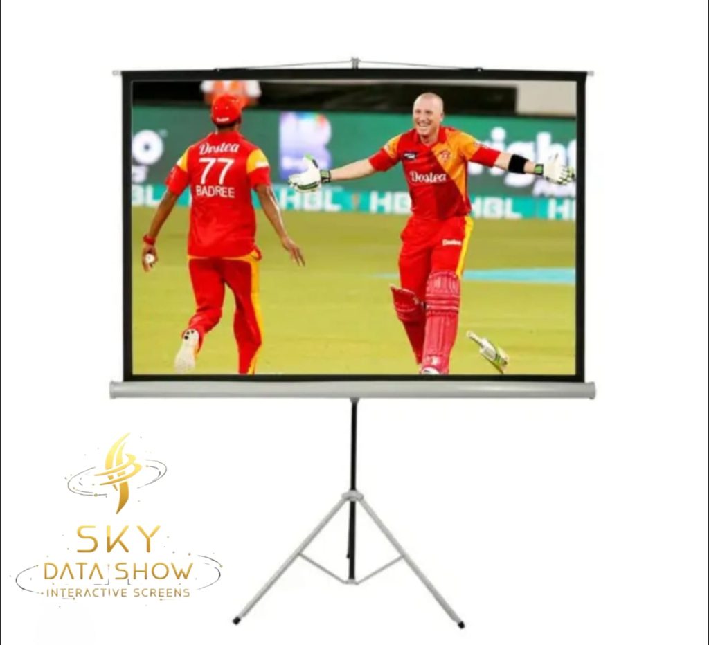 Tripod Projector Screen